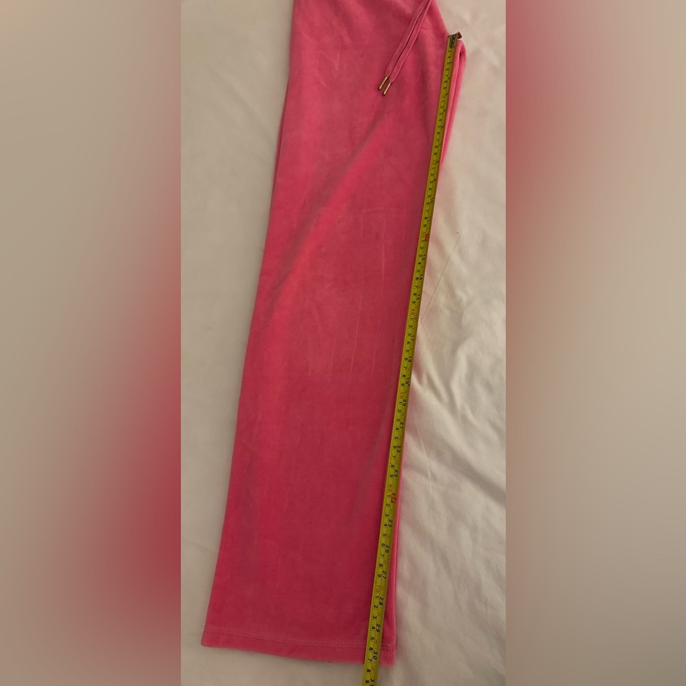 Iconic Juicy Couture velour tracksuit in a stunning pink shade 💕 - Picture 12 of 16